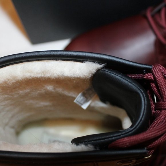 NIB UGG MEN'S WATERPROOF LEATHER SHEARLING‎ LINED ANKLE WORK WINTER BOOTS - Picture 7 of 10